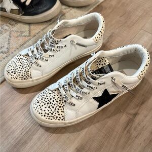 Vintage Havana Sneakers